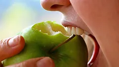 Wann man Äpfel eigentlich am besten isst: Ein Tipp vom Ernährungsberater